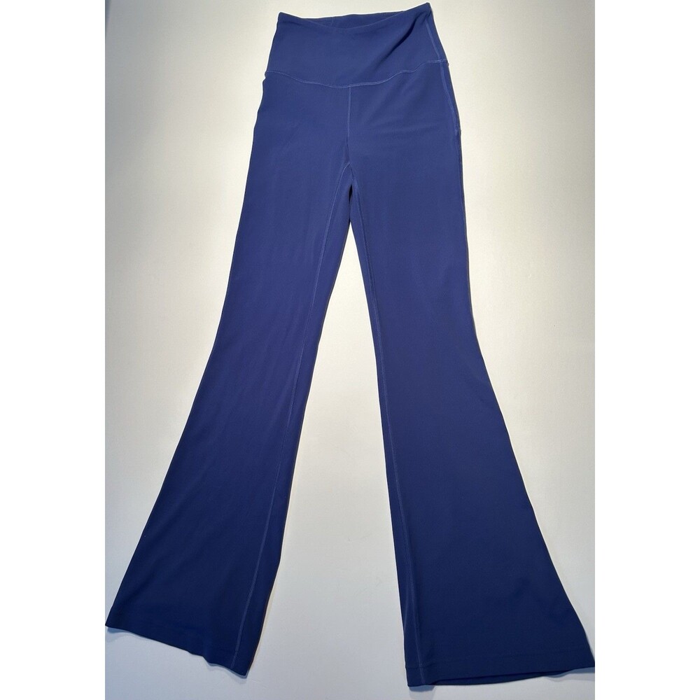 Lululemon Size 4 Groove Pant Super High-Rise Flare Periwinkle Blue Yoga Pant